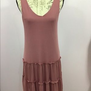 Mikey and Joey sleeveless V neck mauve dress